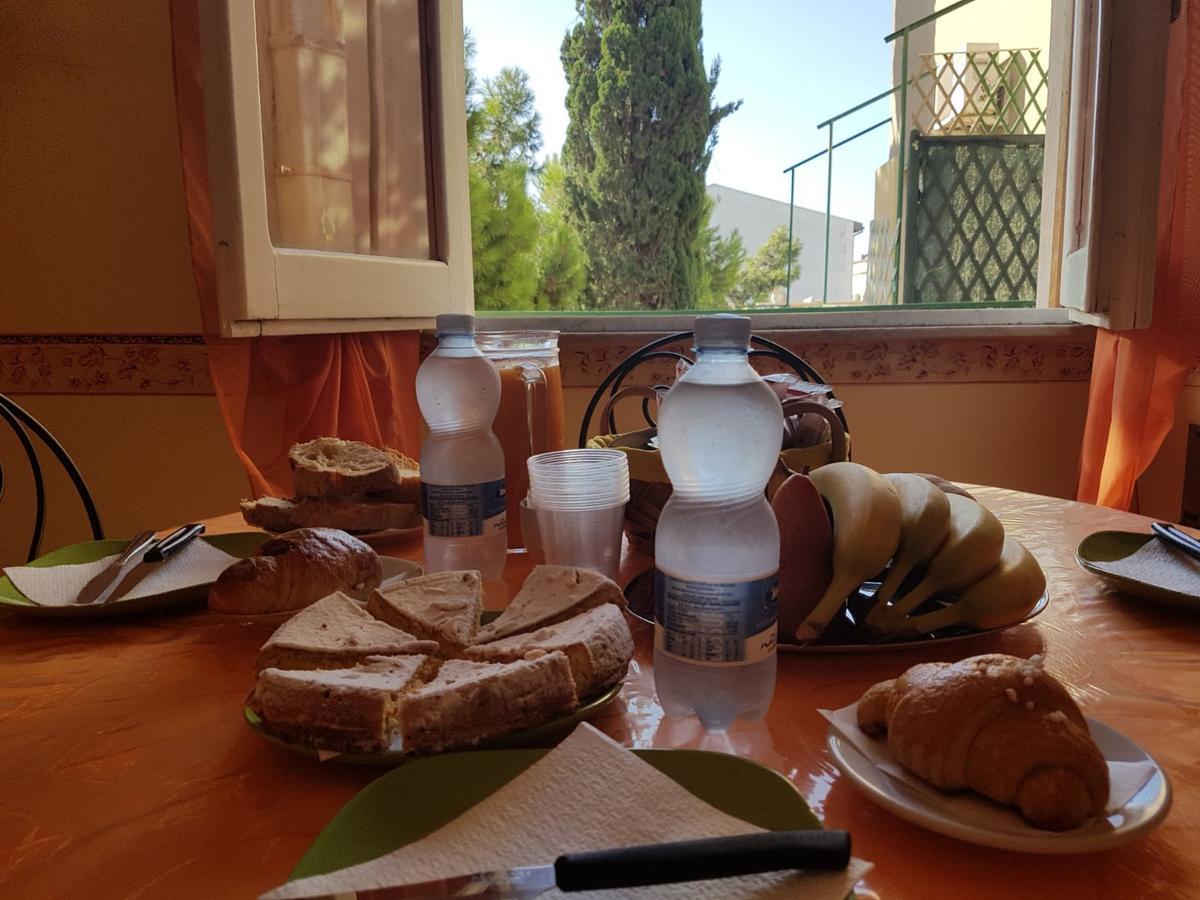 梅兰格罗酒店 SantʼAntìoco 外观 照片